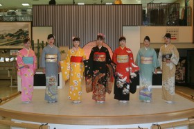 Kimono Show at Nishijin Textile CenterPhoto