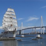 Shinminato bridge and Kaiwomaru Park Photo